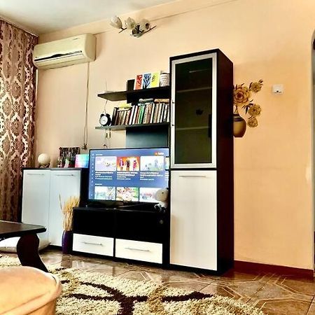 Ap 2 Cam Confortabile - Ab House Iasi Eksteriør billede